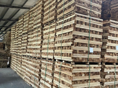 Báo Giá Pallet Gỗ Tân Uyên Mới Nhất 2026 - Xưởng Sản Xuất Giá Gốc